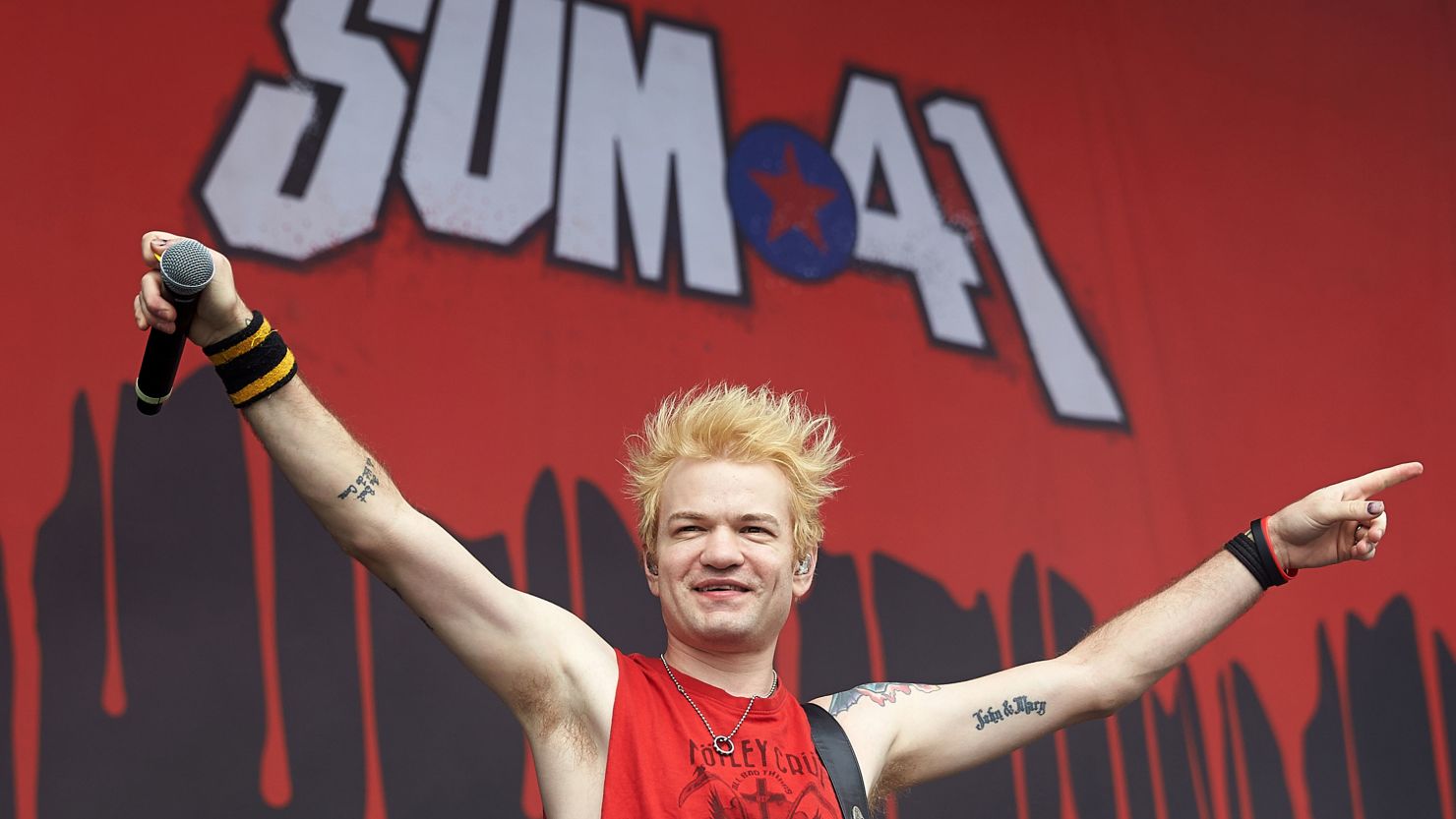 Sum 41 Cancels Tour Due to Singer Deryck Whibley’s Health